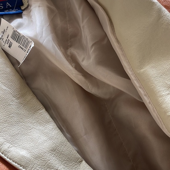 Scorpio color blocked tan and mustard leather jacket - Picture 7 of 8